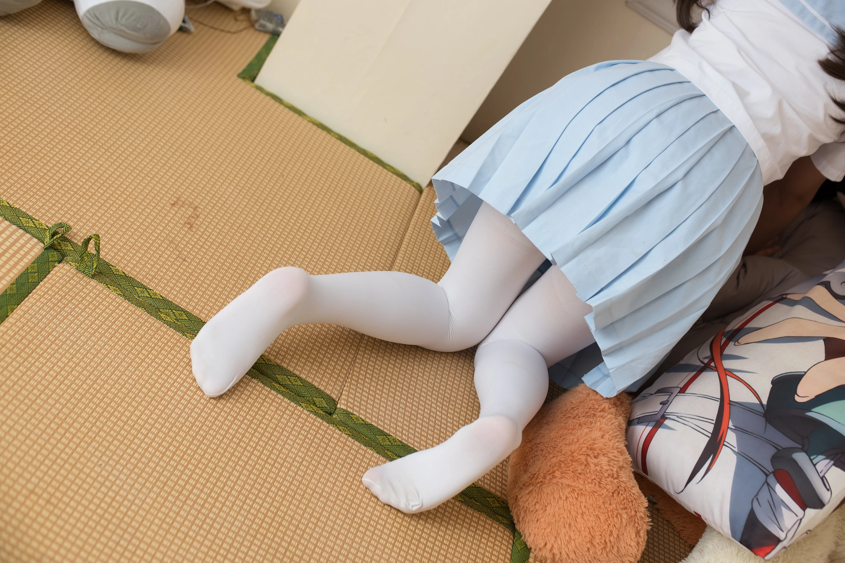 森萝财团 FREE-006 零散写真 [49P]插图1